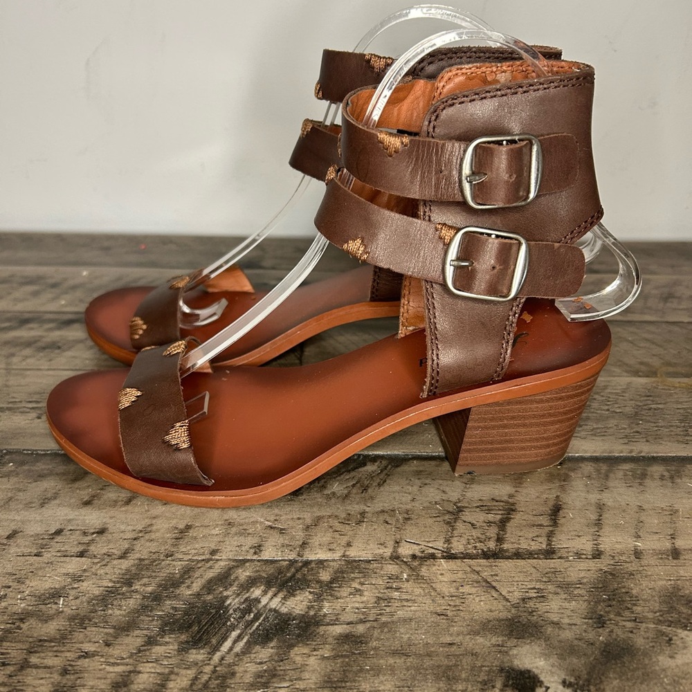 Lucky Brand Ankle-Strap Block Heel Sandals